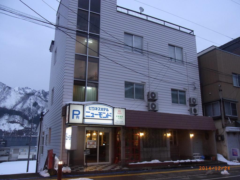 Hotel New Mondo 湯沢市 エクステリア 写真
