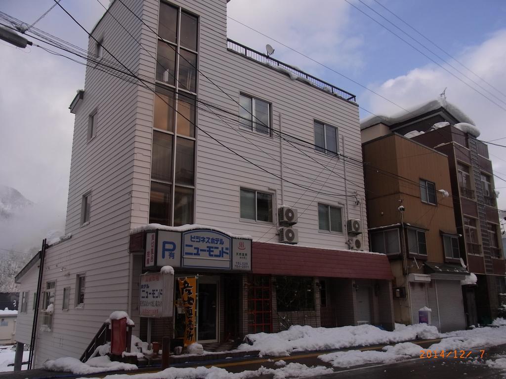 Hotel New Mondo 湯沢市 エクステリア 写真